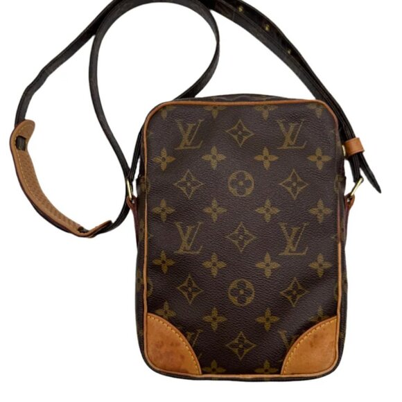 Louis Vuitton Monogram Danube Crossbody - VINTAGE - Picture 2 of 16